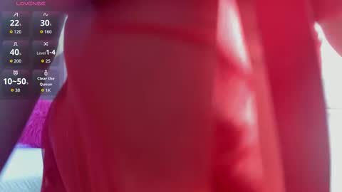 Snapshot of velveet_ chatting on November 28, 11:57 am velveet_ online show from November 28, 11:57 am