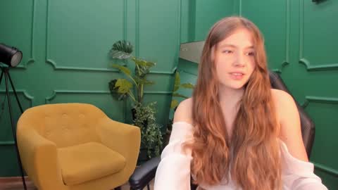 Snapshot of velvet_cherry chatting on January 29, 3:37 pm velvet_cherry online show from January 29, 3:37 pm