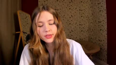 Snapshot of velvet_cherry chatting on December 18, 8:26 pm velvet_cherry online show from December 18, 8:26 pm