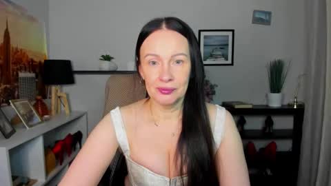 Jasmine online show from December 16, 6:29 am