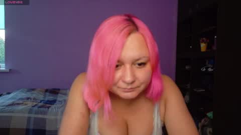 Snapshot of velvet_rosse chatting on July 8, 4:33 pm Velvet Rosse online show from July 8, 4:33 pm