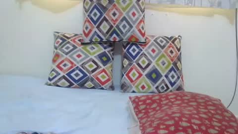 velvet online show from January 18, 7:28 am