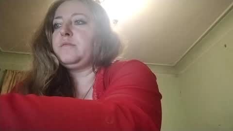 Snapshot of velvetdream884 chatting on May 13, 6:38 pm Elif online show from May 13, 6:38 pm