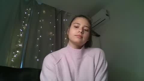 velveted_ivy online show from November 19, 11:21 am