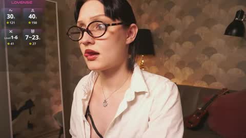 Snapshot of velvetlily_ chatting on May 8, 9:09 pm Lily online show from May 8, 9:09 pm