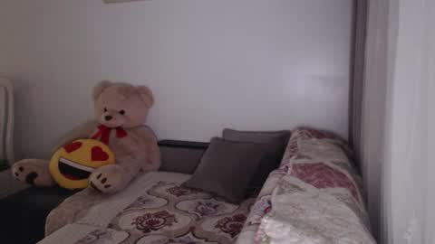 Snapshot of velvetmoon123 chatting on November 27, 8:49 am velvetmoon123 online show from November 27, 8:49 am