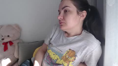 Snapshot of velvetmoon123 chatting on December 16, 10:09 am velvetmoon123 online show from December 16, 10:09 am