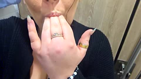 velvetroulette online show from November 5, 12:27 pm