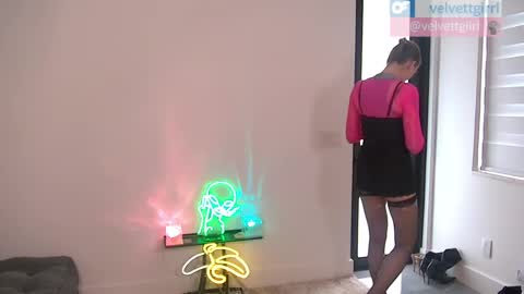 Snapshot of velvettgirl chatting on May 28, 4:59 pm VelvetTGirl online show from May 28, 4:59 pm