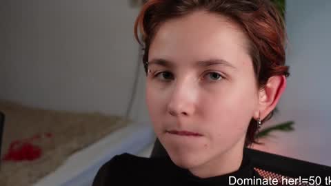 Snapshot of velvetvalkyries chatting on December 8, 8:15 pm CLEOshort hair TIna long hair online show from December 8, 8:15 pm