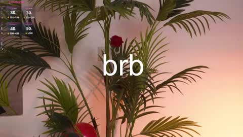 Snapshot of velvetvalkyries chatting on February 16, 4:53 pm CLEOshort hair TIna long hair online show from February 16, 4:53 pm