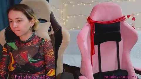 Snapshot of velvetvalkyries chatting on October 26, 3:07 pm CLEOshort hair TIna long hair online show from October 26, 3:07 pm