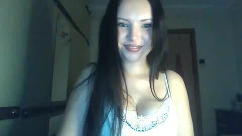 Snapshot of vendi_rassell8855 chatting on October 24, 7:21 pm vendi rassell8855 online show from October 24, 7:21 pm