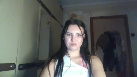 Snapshot of vendi_rassell8855 chatting on October 28, 10:56 pm vendi rassell8855 online show from October 28, 10:56 pm