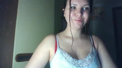 Snapshot of vendi_rassell8855 chatting on January 8, 3:58 pm vendi rassell8855 online show from January 8, 3:58 pm