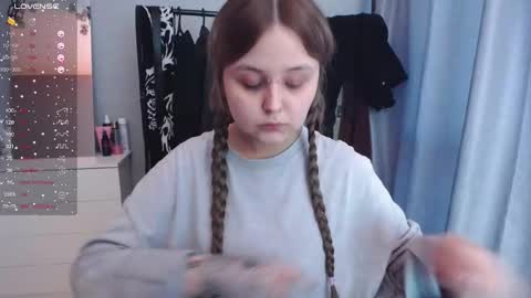 Snapshot of vendymories chatting on March 6, 11:17 am eva 3 online show from March 6, 11:17 am