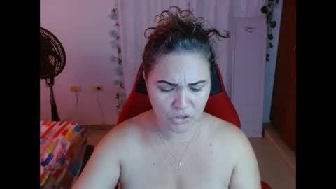 venecasexy44 online show from September 10, 1:22 pm