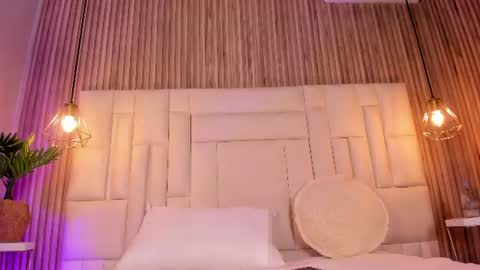 Snapshot of venezsofia chatting on June 15, 5:37 pm venez sofia online show from June 15, 5:37 pm