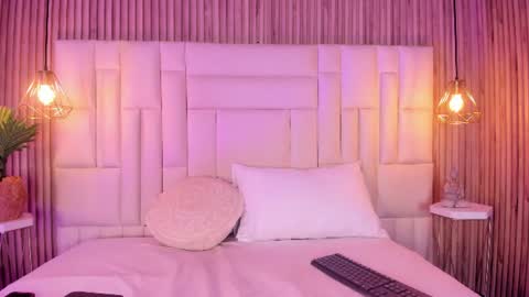 Snapshot of venezsofia chatting on June 20, 10:56 pm venez sofia online show from June 20, 10:56 pm
