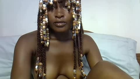 Snapshot of venom_kisses5050 chatting on February 21, 1:12 pm venom_kisses5050 online show from February 21, 1:12 pm