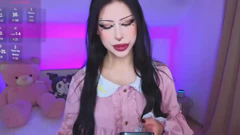 Snapshot of venomeowww_ chatting on November 28, 3:42 am Vivian online show from November 28, 3:42 am