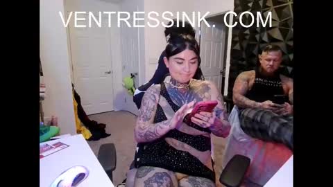 Snapshot of ventressinkbaby chatting on March 3, 5:24 am VentressInk online show from March 3, 5:24 am
