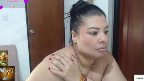 HI IM VENUS SMALL BOOBS  BIG HEART WARM PUSSY online show from May 15, 11:56 pm