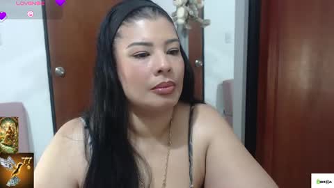 Snapshot of venus1111_ chatting on June 11, 11:47 pm HI IM VENUS SMALL BOOBS BIG HEART WARM PUSSY online show from June 11, 11:47 pm