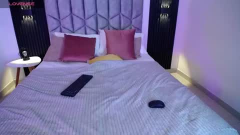 venus_999_ online show from July 2, 10:16 pm