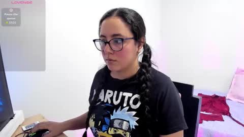 Snapshot of venus_cat_ chatting on October 23, 11:14 pm Venus online show from October 23, 11:14 pm