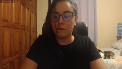 Snapshot of venus_cat_ chatting on December 18, 4:29 am Venus online show from December 18, 4:29 am