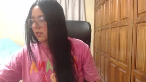 Snapshot of venus_cat_ chatting on July 5, 1:56 am Venus online show from July 5, 1:56 am