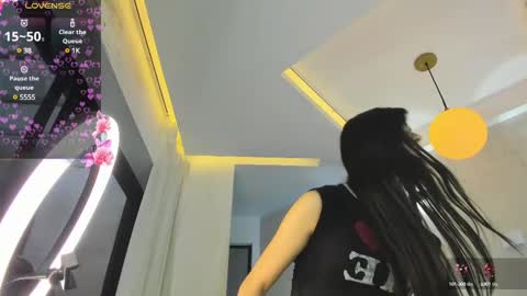 VENUS online show from February 15, 12:01 pm