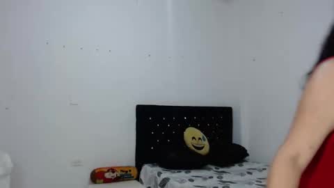 Snapshot of venus_menoza chatting on March 3, 12:58 pm venus_menoza online show from March 3, 12:58 pm
