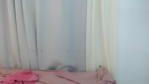 Snapshot of venus_mirage chatting on July 20, 10:39 am venus_mirage online show from July 20, 10:39 am