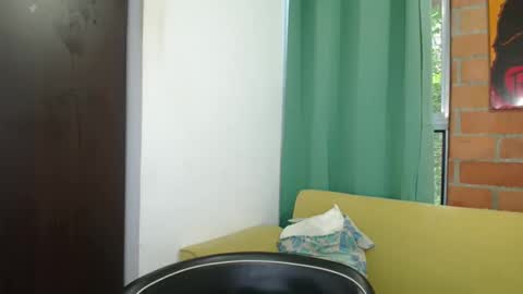 Snapshot of venus_speer chatting on January 19, 9:55 pm Luisa online show from January 19, 9:55 pm