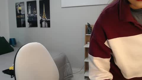 Snapshot of venus_steffen chatting on September 13, 12:27 pm Mia online show from September 13, 12:27 pm