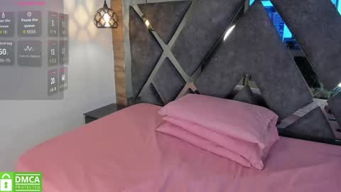 Venus online show from November 15, 12:34 pm