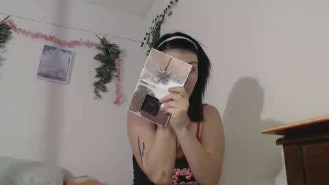 Miss Venus online show from May 7, 4:34 pm