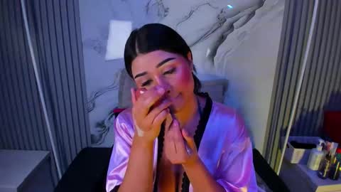Venusowen  online show from April 24, 2:08 pm