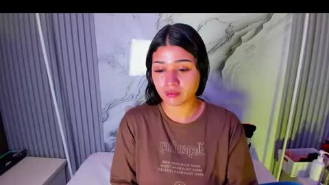 Snapshot of venusowen_ chatting on June 1, 1:46 pm Venusowen online show from June 1, 1:46 pm