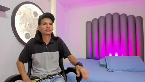 venuss09 online show from November 8, 8:07 pm