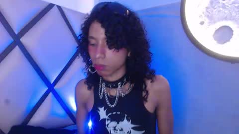 venuss_03 online show from February 17, 3:36 am