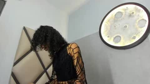 venuss_03 online show from June 10, 3:39 am