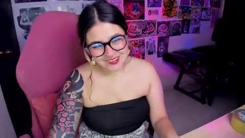 Snapshot of venussx_x chatting on July 16, 6:19 am Venus MY BDAY 29 SEPT online show from July 16, 6:19 am