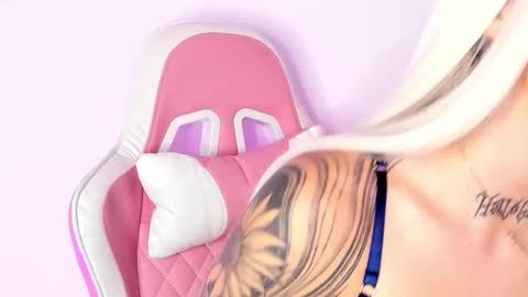 Shelly online show from November 7, 1:00 pm