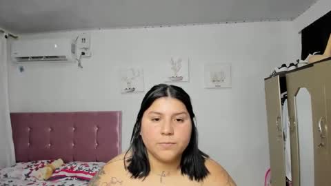 venus online show from December 18, 12:32 am