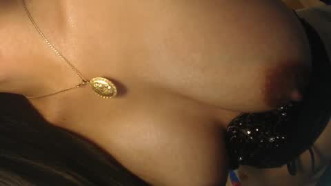 Snapshot of venusxes chatting on January 4, 9:54 am venusxes online show from January 4, 9:54 am