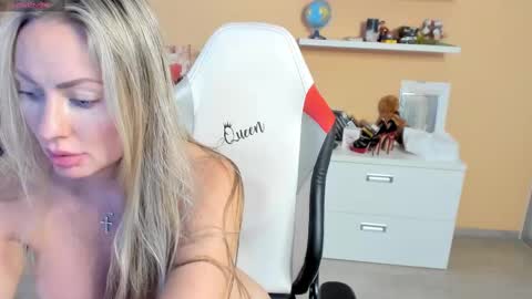 Violetta  online show from February 17, 5:58 am