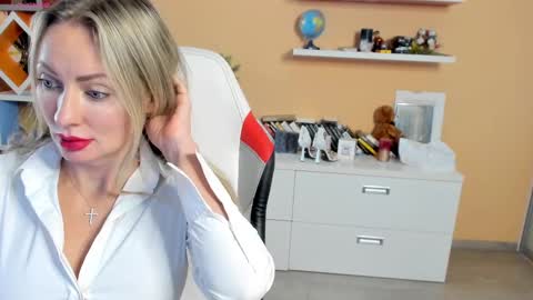 Violetta  online show from March 3, 3:41 am